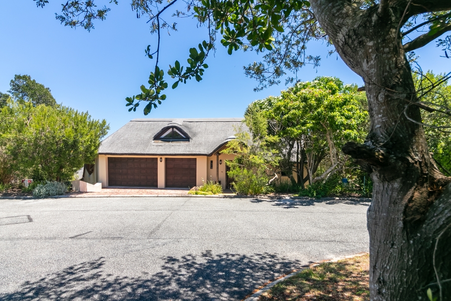 5 Bedroom Property for Sale in Pezula Golf Estate Western Cape